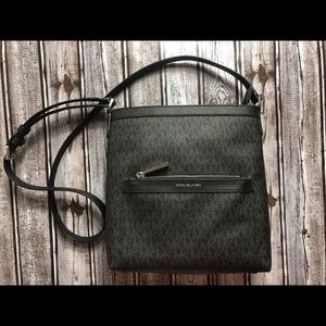 MICHAEL Michael Kors Morgan Medium Messenger Bag